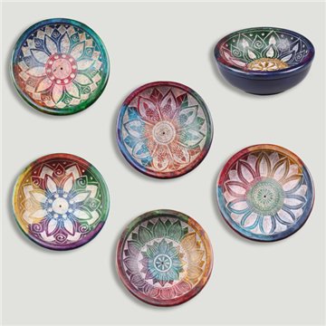 Carved round bowl. Soapstone. Assorted designs. 3x9cm