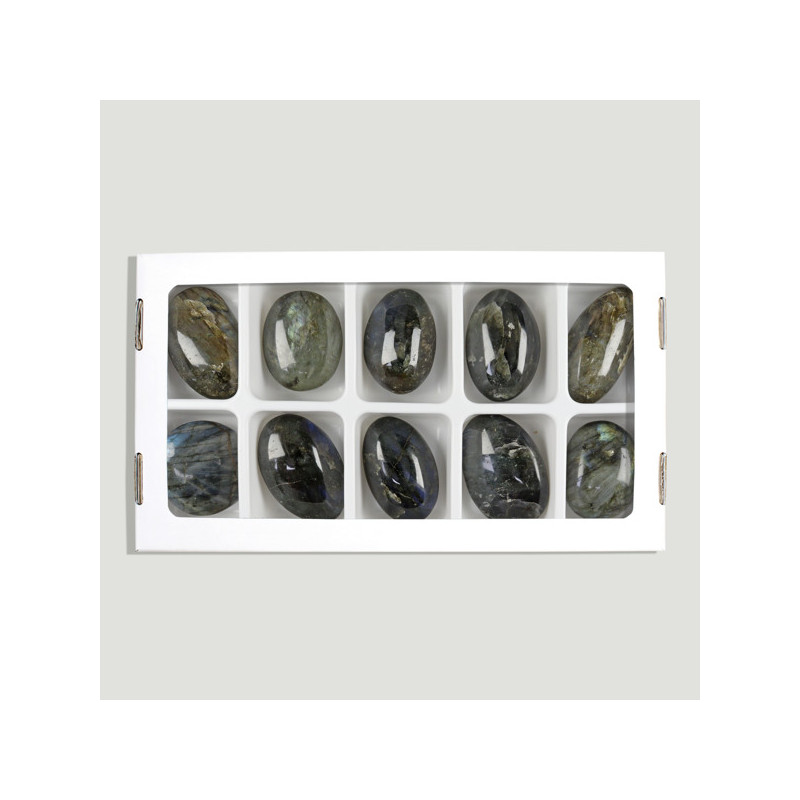 Labradorite Soapstone. Approx. 3-4.5 cm Labradorite Soapstone. Approx. 3-4.5 cm
