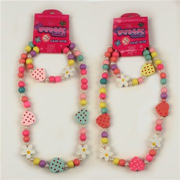 Ensemble collier/bracelet en bois. Cœur à pois. Styles assortis