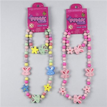 Conjunto collar/pulsera de madera. Conejitos. Modelos surtidos