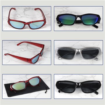 Gafas de sol. 90 Style. Colores surtidos