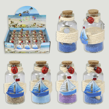 Ímã de garrafa de areia com conchas. Na tela. Cores sortidas. 3x6cm.