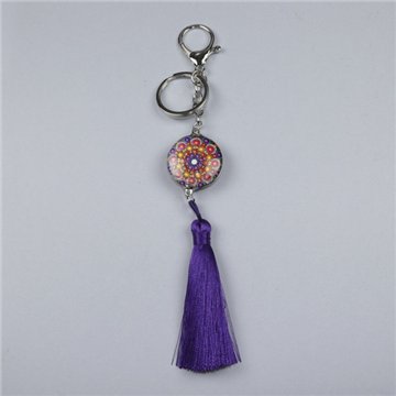 Pom-pom keychain. Lilac mandala