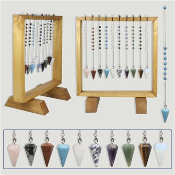 Pendule + 7 boules. MINÉRAUX ASSORTIS. Présentoir en bois