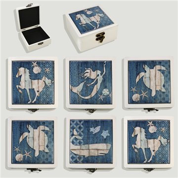 Boîte en bois et céramique. Modèles assortis. 12 x 13 x 5,5 cm