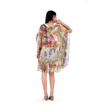Poncho chifón. Modelo estampados. Talla única