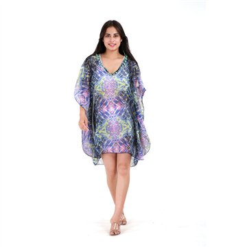 Poncho chifón. Modelo estampados. Talla única