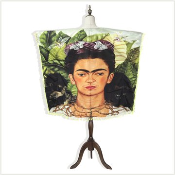 Poncho largo poliéster. Modelo Cara mujer. Talla única