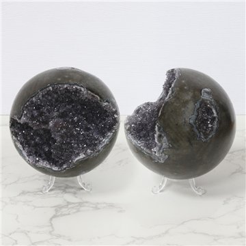 Amethyst Geode Ball. 1,525 kg