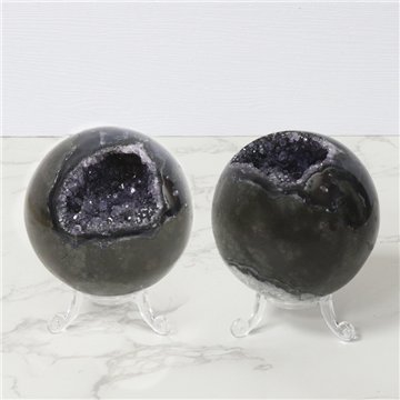 Amethyst Geode Ball. 0,455 kg