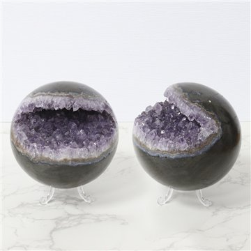 Amethyst Geode Ball. 1,47 kg