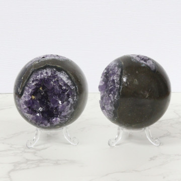 Amethyst Geode Ball. 0.555 kg