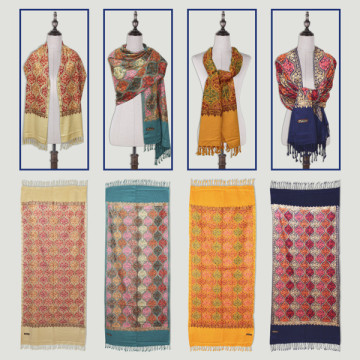 Rayon scarf. Assorted models and colors. 70x195cm