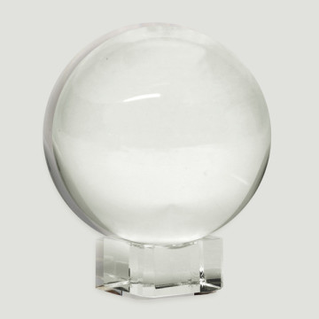 Bola cristal reconstituido lisa con base. 15Cm