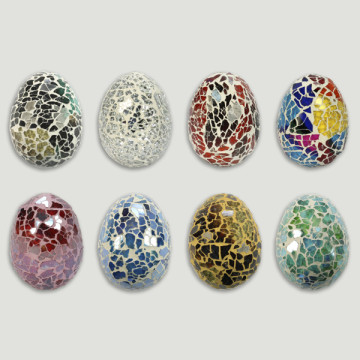 Huevo mosaico. Colores surtidos. 6X6x4cm