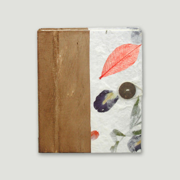 Libro de notas con caja