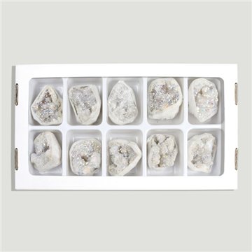 Druse d'aura métallique blanche. Env. 3-4,5 cm