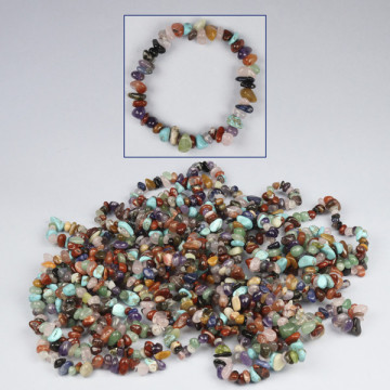 Bracelet en minéraux assortis