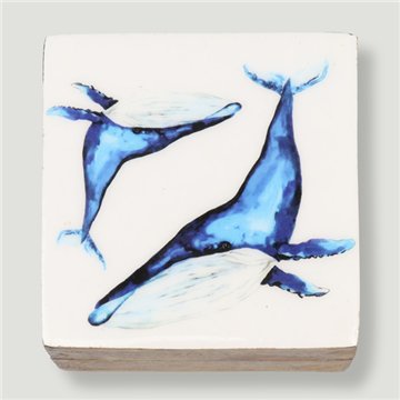 Boîte carrée en bois de manguier. Motif animaux. 10 x 10 x 5 cm