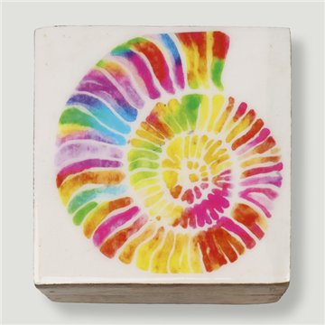 Boîte carrée en bois de manguier. Motif paysage marin. 10 x 10 x 5 cm