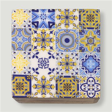 Boîte carrée en bois de manguier. Motif mosaïque. 10 x 10 x 5 cm