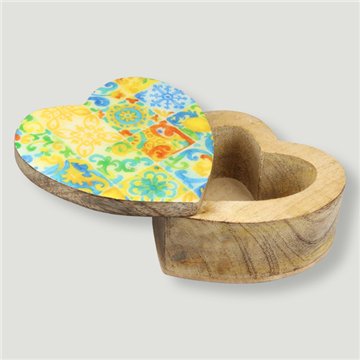 Mango wood heart-shaped box. Mosaic design. 11x11x5cm