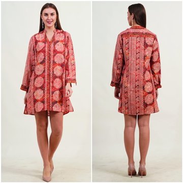 Tunique en rayonne. Taille unique / 2 tirages