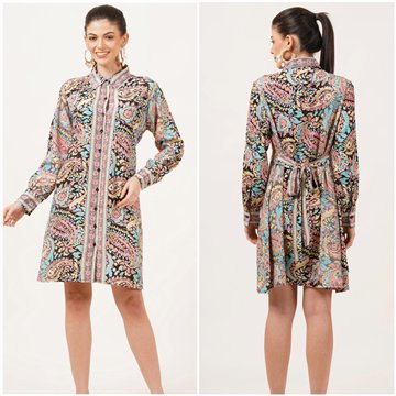 Túnica de poliéster. Tamanho único / 4 cores