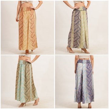 Polyester skort. One size / 4 colors