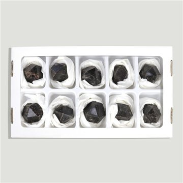 Granada almandina. 3-4,5cm aprox.