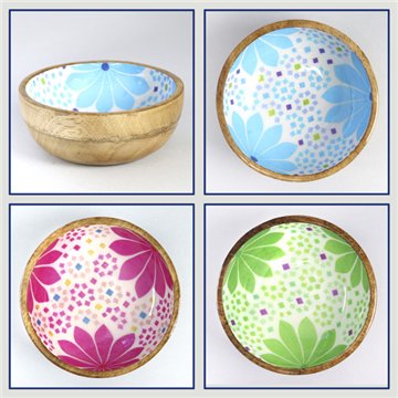 Tigela de madeira de manga com esmalte. Modelo folhas e flores. 13x5 cm