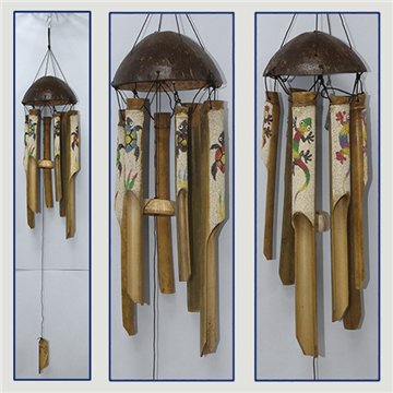 Móbile de bambu. Coco com tubos de areia 30 cm. Modelo tartaruga/gecko. 40 cm