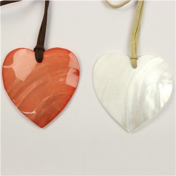 Pendant Mother of Pearl with cord. 20. Heart Model. Assorted