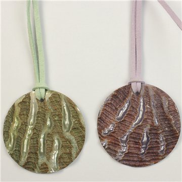 Pendant Rough Mother of Pearl with cord. 27. Round Model. Assorted