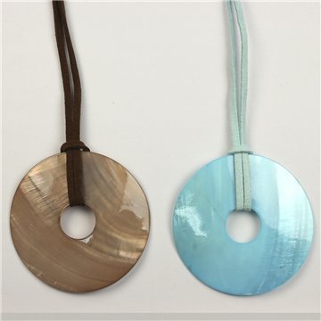 Pendant Mother of Pearl with cord. 30. Donut Model. Assorted