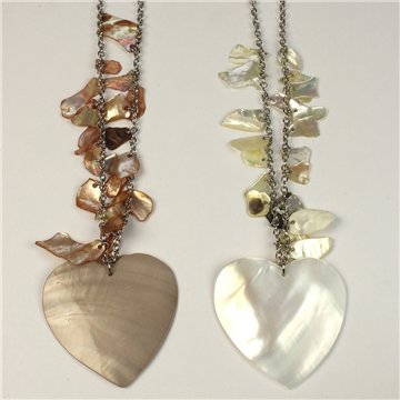 Capiz with chip and metal Necklace. 70. Heart Model. Assorted