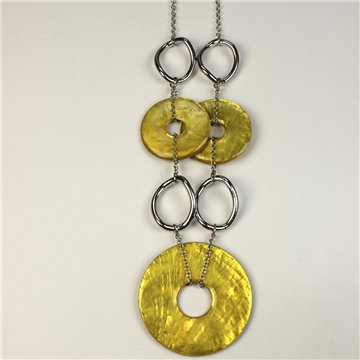Capiz and metal Necklace. 73. 3 Donuts Model. Assorted