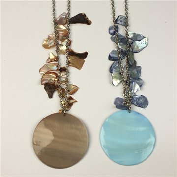 Capiz with chip and metal Necklace. 80. Round Model. Assorted