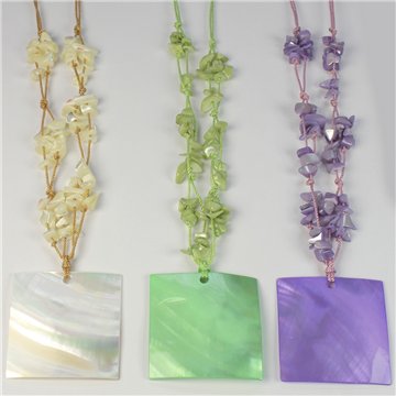 Capiz with chip and metal Necklace. 96. Square Model. Assorted
