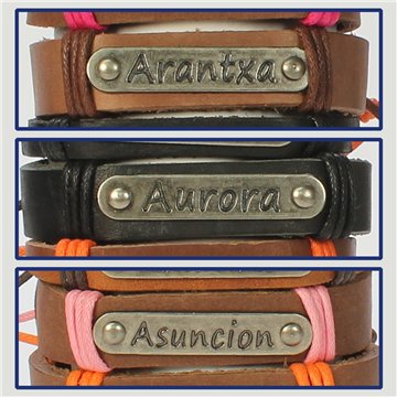 Gancho 09 – Pulsera piel con nombre. Letra A: Arantxa, Aurora y Asunción
