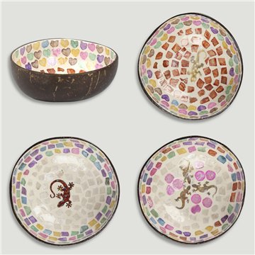 Coconut bowl + mother of pearl. Gecko model 01. 13x5cm