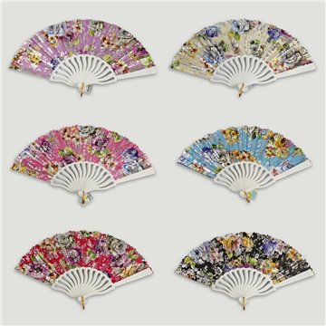 Abanico plástico. 50. Modelo Flores. Surtidos
