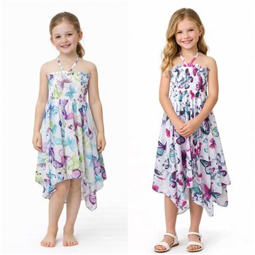 Vestido infantil em poliéster.