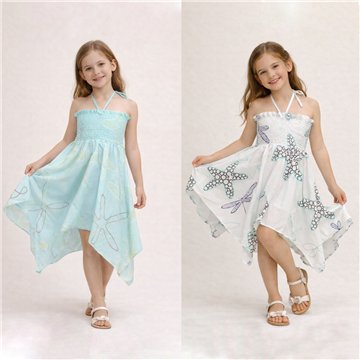 Vestido infantil em poliéster.