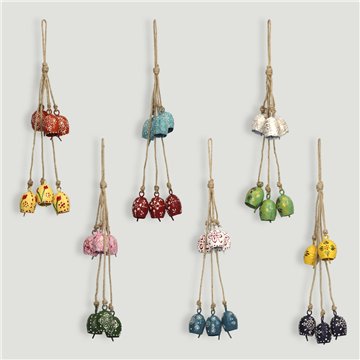 Móvil tira con 6 campanas metal 40cm. Colores surtidos
