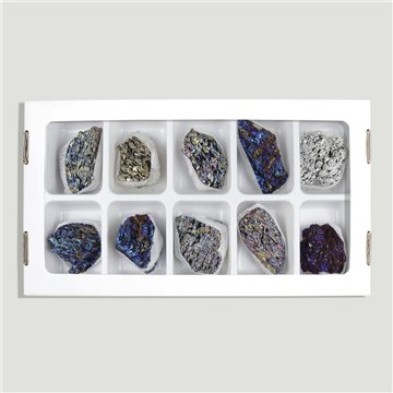 Carbeto de silício. Cor metálica. 3-4,5cm aprox.