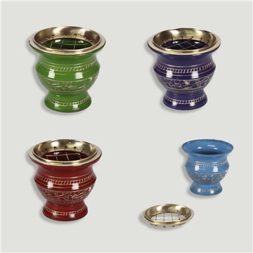 Queimador em latão 7,5x6cm com tampa. Cores sortidas