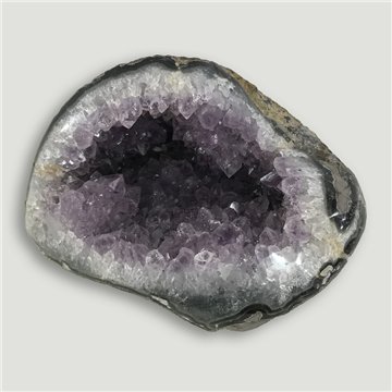 Amatista Geoda. Calidad A. 14x18x9cm aprox.