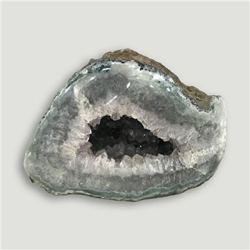 Amatista Geoda. Calidad A. 9x13x10cm aprox.