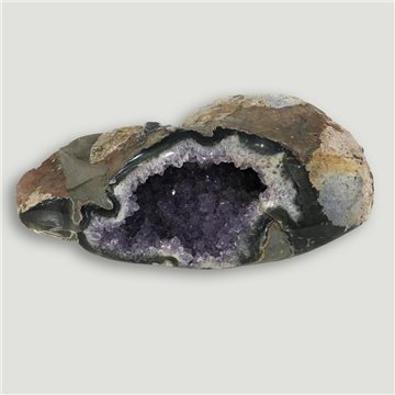 Amatista Geoda. Calidad A. 8x21x11cm aprox.